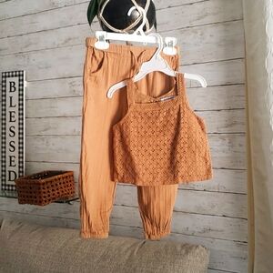 Old navy 5T matching top and bottom set